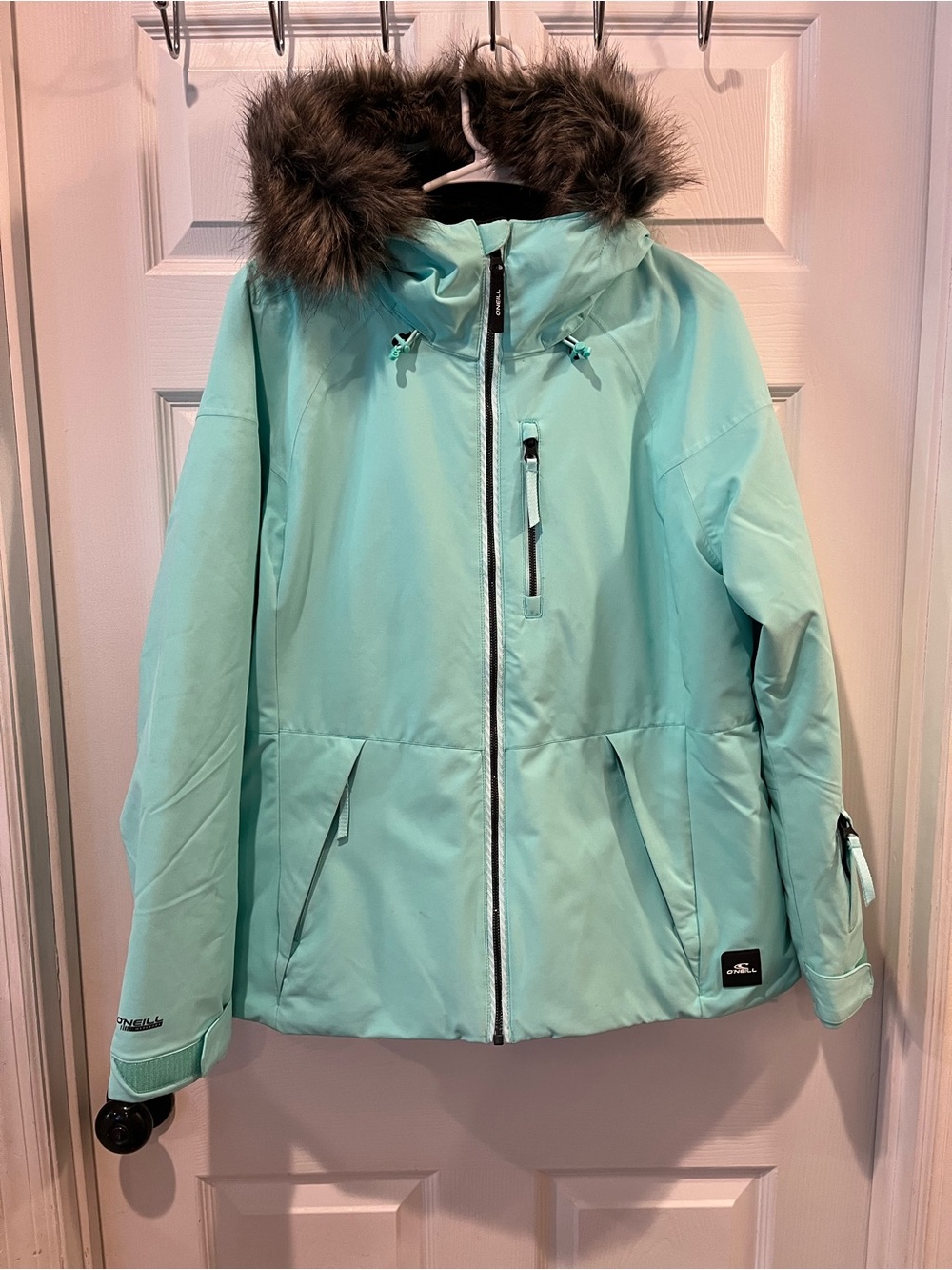O'Neill Women’s Curve Ski Jacket with hood